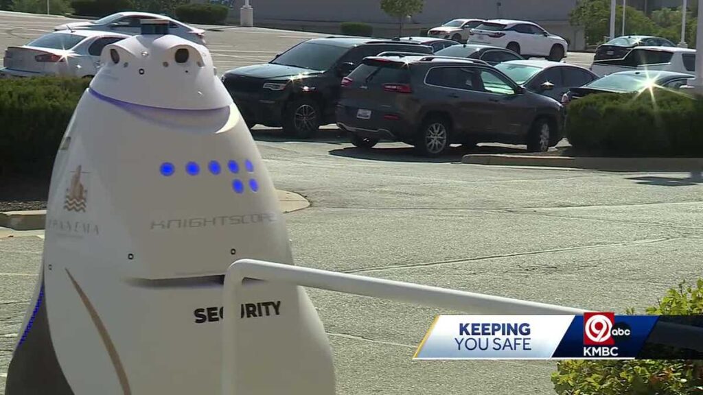 600 Pound Ai Robot Reducing Crime At Shopping Center