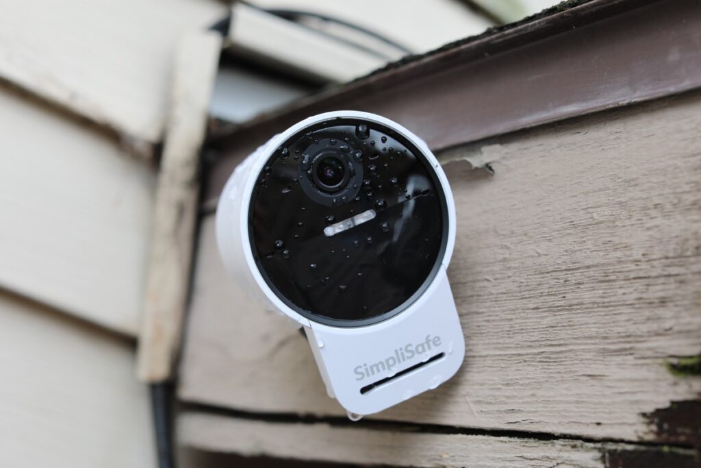 Elevating Security: Simplisafe's Ai Powered Outdoor Monitoring Service