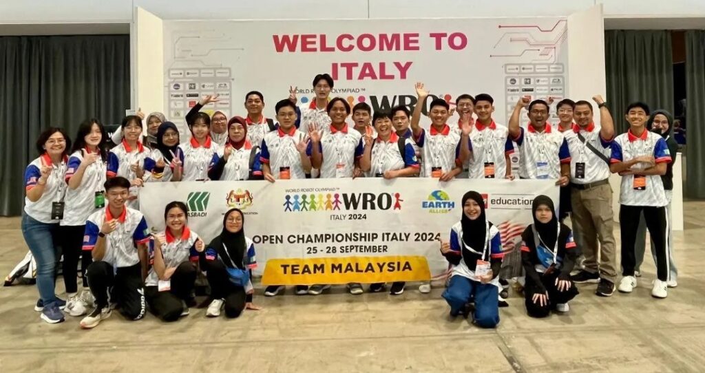 Smk Chung Hua Miri Shines At World Robot Olympiad In