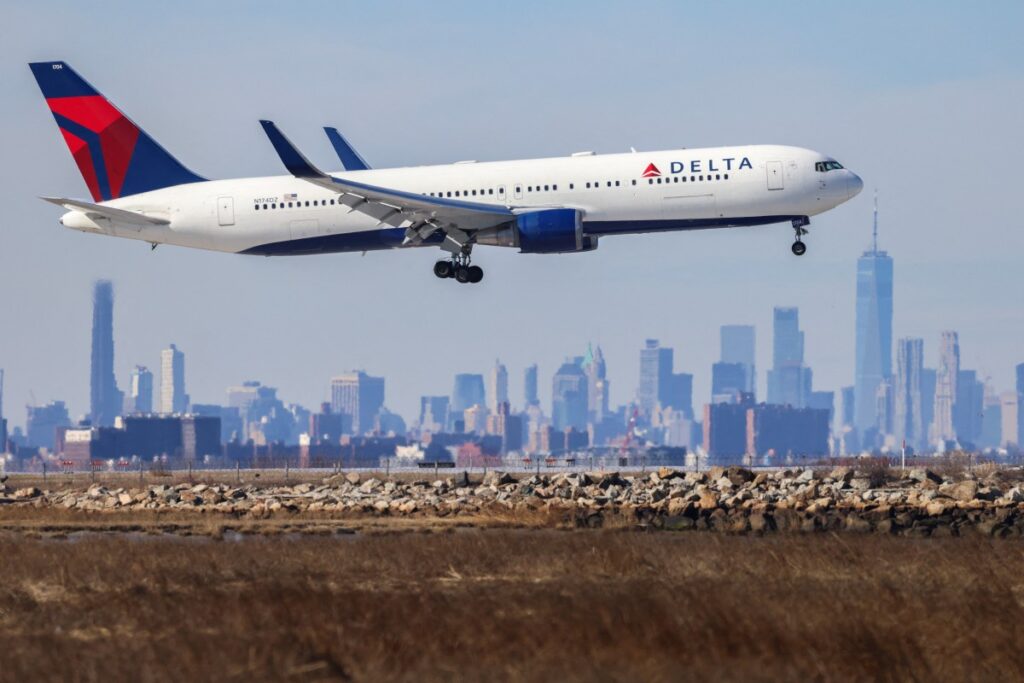 Delta Air Lines Unveils Ai Assistant And Free Youtube Premium